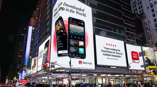 YouVersion отмечает миллиардную установку приложений глобальной онлайн-трансляцией