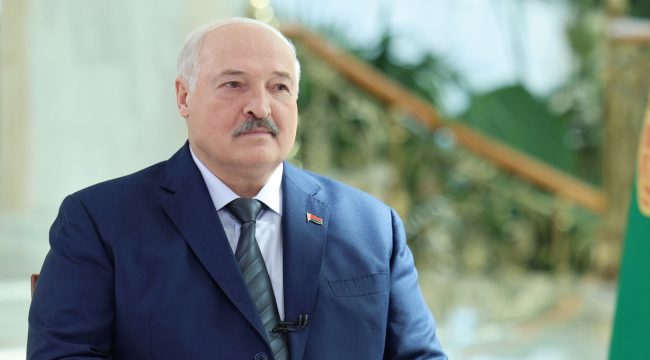 Лукашенко поздравил Патриарха Кирилла с днем рождения, отметив его роль в духовном возрождении