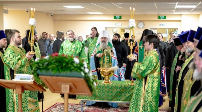 В Набережных Челнах открылась православная гимназия после пяти лет строительства
