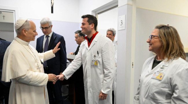 Папа Лев XIV открыл в Ватикане современную амбулаторию для бездомных с бесплатным лечением
