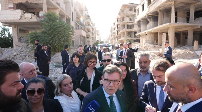 Миграция сирийцев в Германию сократилась почти вдвое