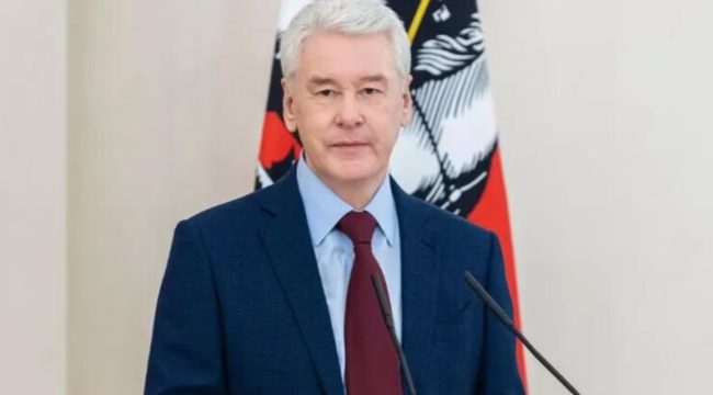 Сергей Собянин поздравил Патриарха Кирилла с Днем народного единства и пожелал здоровья России