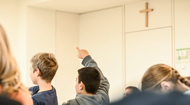 Школа как безопасное пространство: Католическая церковь Германии опубликовала рекомендации по работе с сексуальным разнообразием