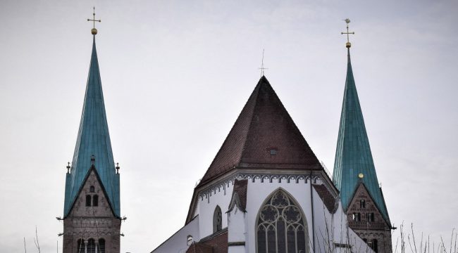 Критика аугсбургского исследования о насилии: спорная методология и резонансный случай