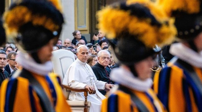 Ватикан расследует обвинения в антисемитизме в адрес швейцарского гвардейца
