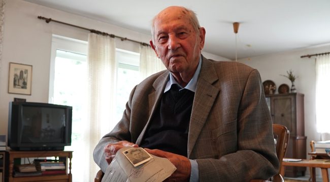 Католический священник стал старейшим мужчиной Германии