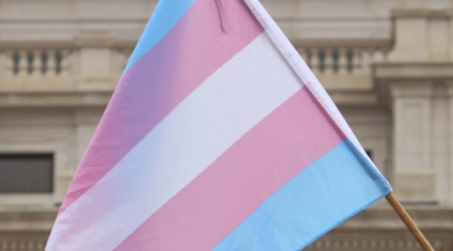 Епископы США ужесточили правила для католических клиник по работе с трансгендерными пациентами