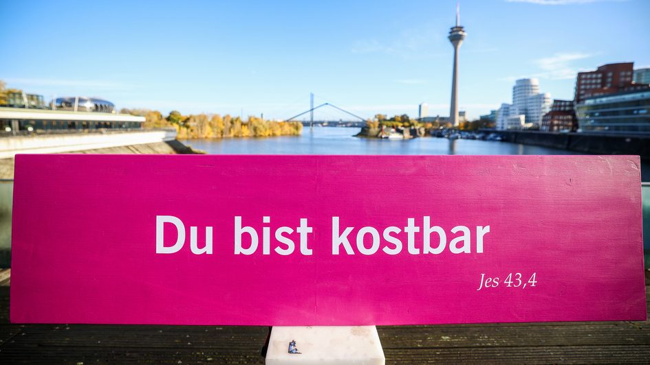«Ты — ценен»: лозунг 40-го Немецкого евангельского Kirchentag в Дюссельдорфе
