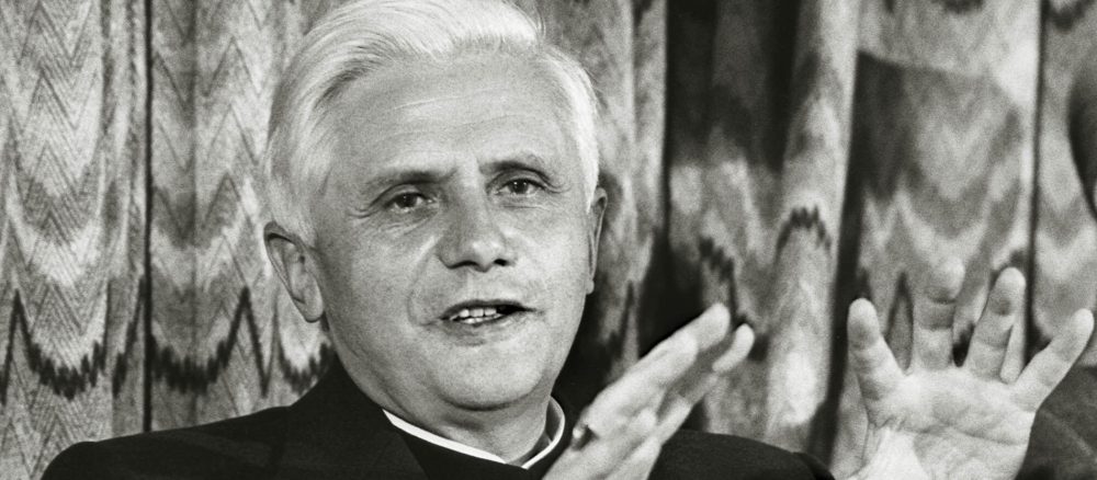 Звездный дирижер Риккардо Мути получит Премию Ратцингера из рук Папы Льва XIV