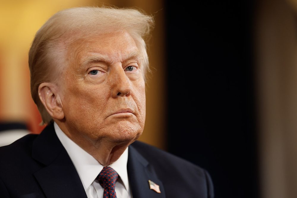 Трамп назвал сомалийских иммигрантов «выходцами из ада», а Ильхан Омар — «мусором»