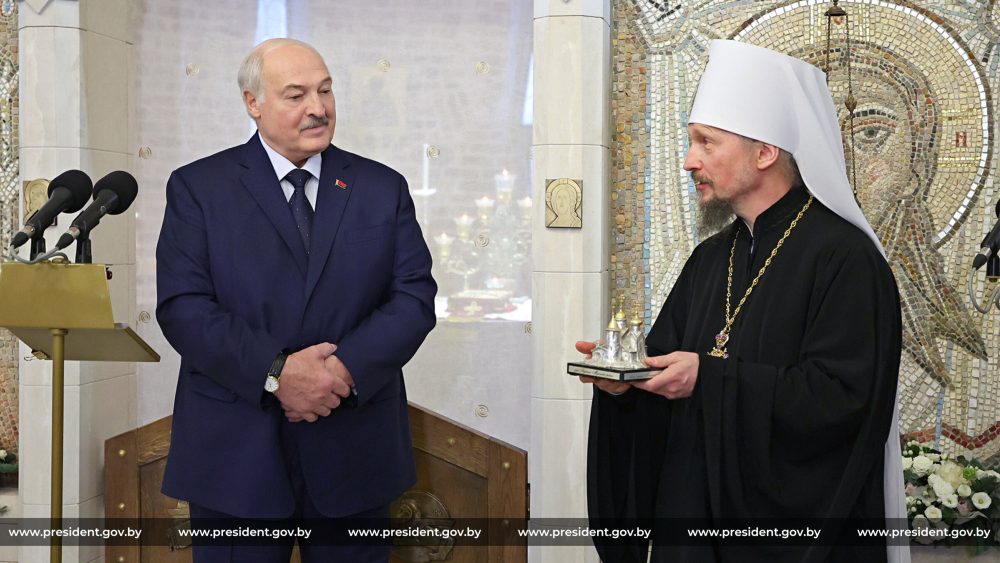 Лукашенко в Рождество: «Каждый должен найти дорогу к храму» и призвал к миру для всех конфессий