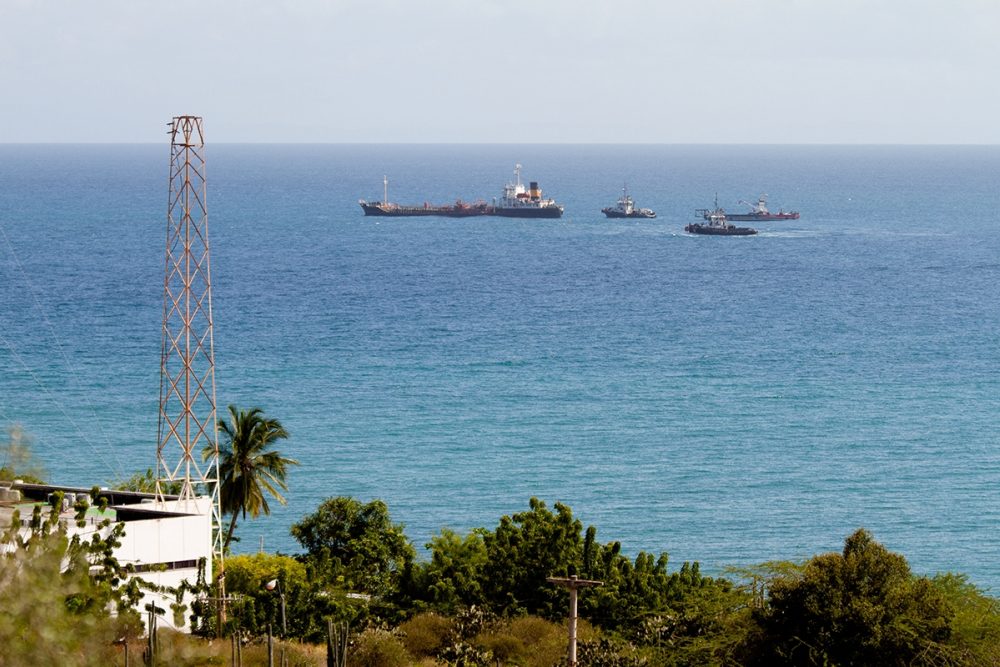Венесуэльская нефть и интересы США: 5 ключевых фактов о нефтяной отрасли и вмешательстве