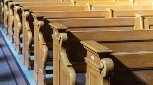 В январе в Европе возросло число поджогов, направленных против христиан