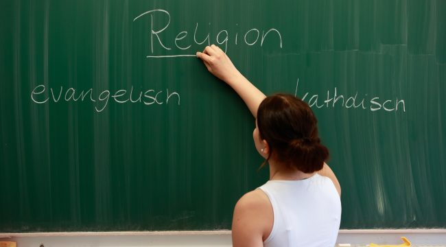 Церкви и политика защищают проект экуменического образования