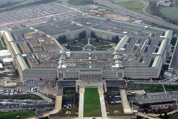 Неделя Трампа в обзоре: Пентагон требует 200 млрд долларов на войну с Ираном; запущена целевая группа по борьбе с мошенничеством