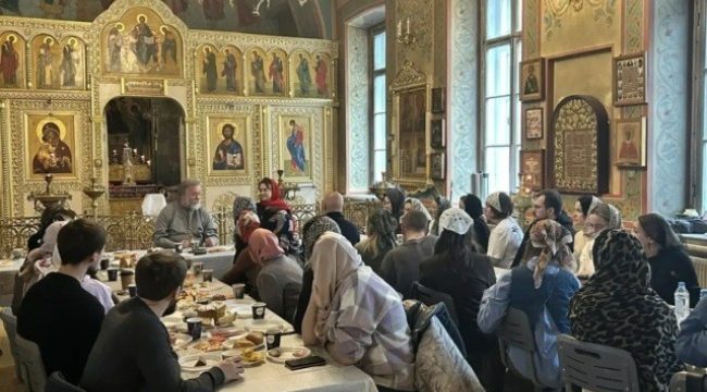 Протоиерей Михаил Потокин встретился с участниками Школы духовного развития центра «Фавор»