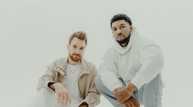 Кантри-поп дуэт 2 Lane Summer выпускает вдохновляющий дебютный альбом «Flawless» сегодня