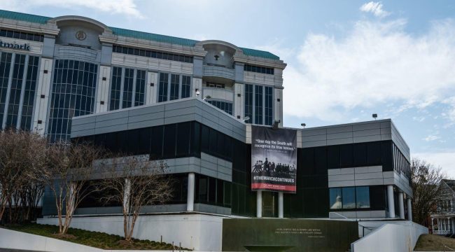 Ложь, мошенничество и ККК: SPLC переживает кризис доверия