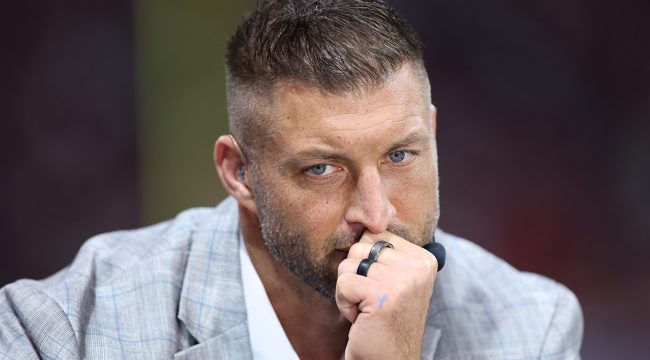 Тим Тибоу объявил о смерти отца: «Мы точно знаем, где он... он дома»