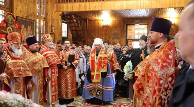 В 40-ю годовщину Чернобыльской катастрофы Патриарший экзарх всея Беларуси совершил Литургию в храме Архангела Михаила в Гомеле