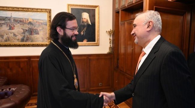 Глава ОВЦС встретился с послом Пакистана в России