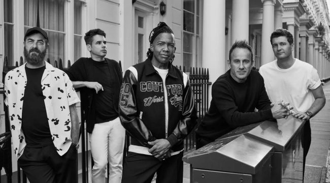 Newsboys и владелец подали иск против MercyMe, концертных промоутеров и СМИ, обвиняя в сговоре с целью их вытеснения