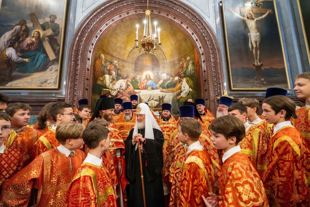 Патриарх Кирилл совершил детскую литургию в Храме Христа Спасителя