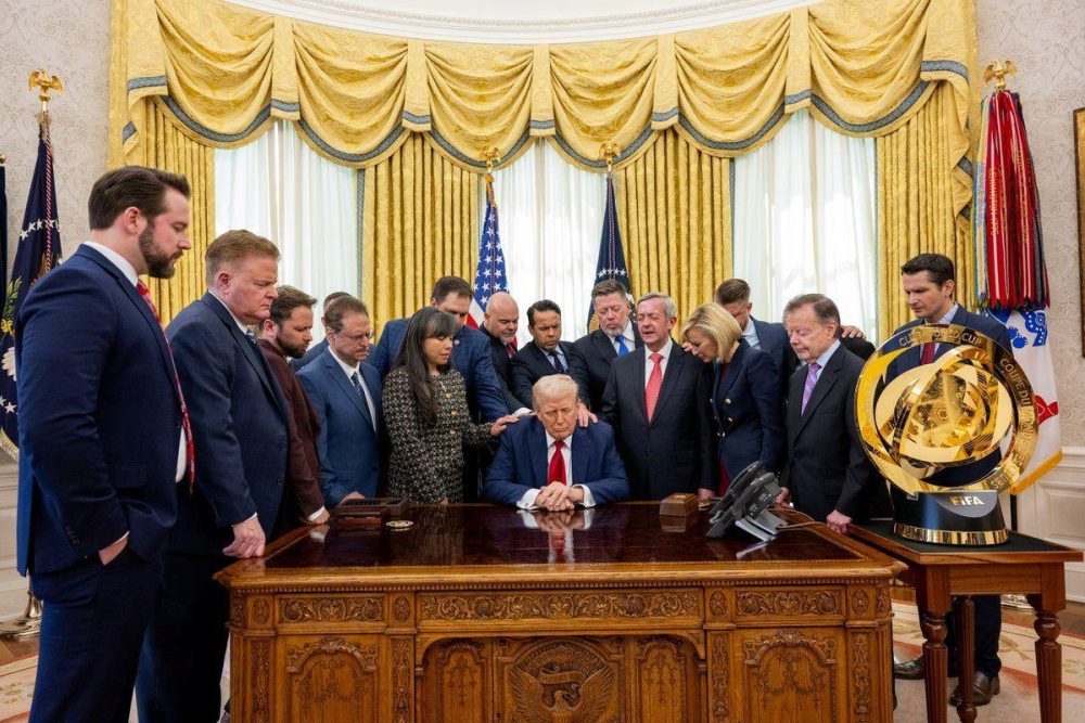 Трамп прочитает отрывок из 2-й книги Паралипоменон на мероприятии «Америка читает Библию» в честь 250-летия страны