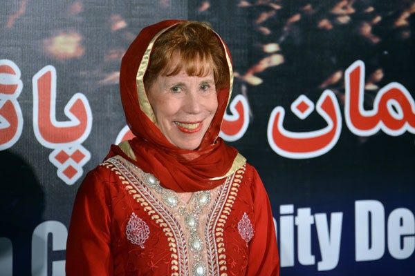 Мэрилин Хики, новатор телепроповеди и мировой миссионер, умерла в 94 года