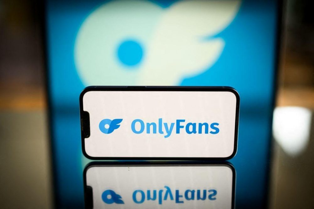 Создательница OnlyFans обвинена в использовании малолетней девочки для привлечения мужчин и получения дохода