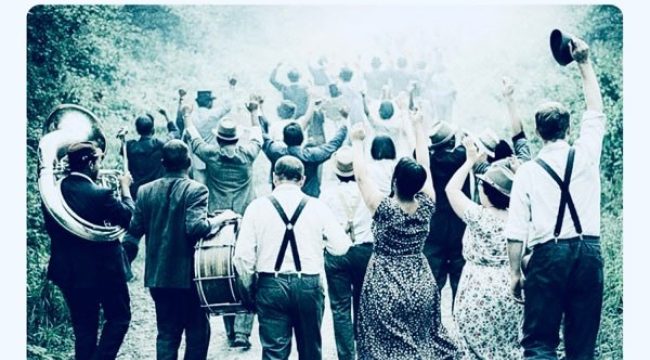 The Emerging Sound выпускает новый сингл «Walk in the Light» вместе с People & Songs