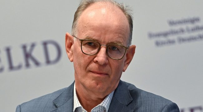 Демократия больше не является само собой разумеющейся
