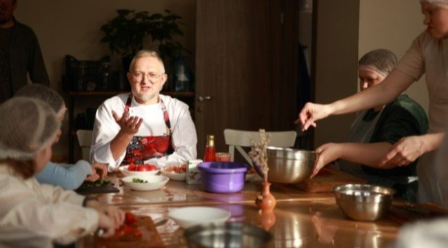 При поддержке Синодального отдела по благотворительности пройдет мастер-класс для будущих поваров-добровольцев на Донбассе