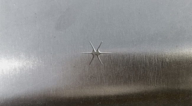 Джереми Кэмп выпускает сингл «Reflector» на лейбле Capitol CMG