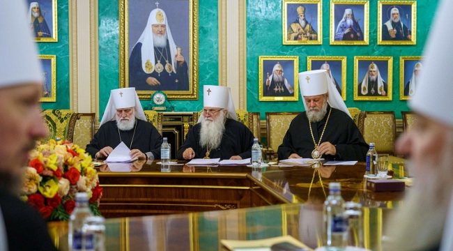 Священный Синод скорректировал перечень имён святых в богослужебных текстах