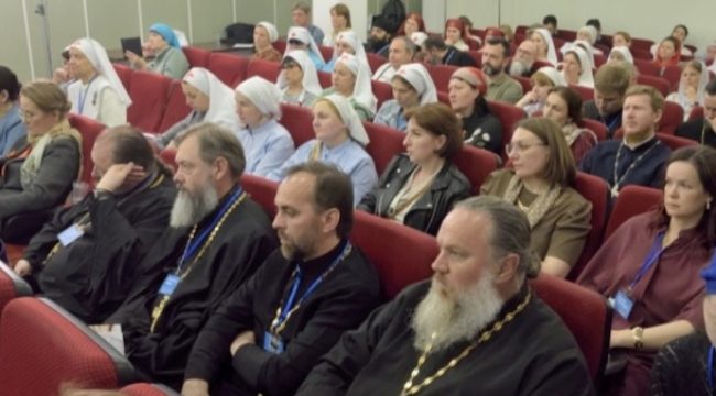 В Краснодаре прошла Межрегиональная конференция по оказанию церковной помощи семьям с детьми