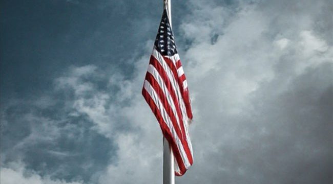 Натан Освальт представляет самое смелое заявление в новом сингле "whatever happened to US?"