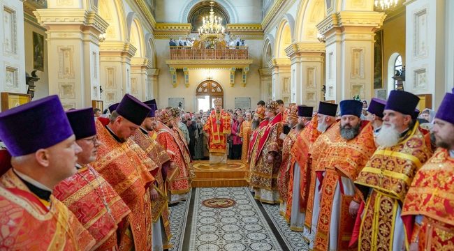Патриарший экзарх всея Беларуси возглавил торжества в честь Коложской иконы Божией Матери в Гродно