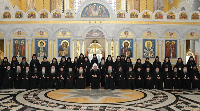 Архиерейский Собор Сербской Православной Церкви поддержал Украинскую Православную Церковь