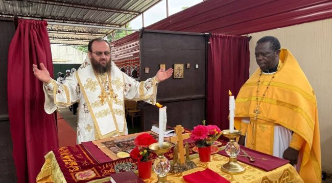 Патриарший экзарх Африки впервые совершил Литургию в Анголе