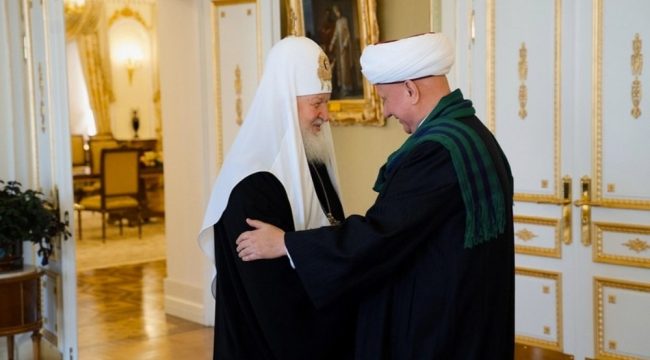 Муфтий Крганов поздравил патриарха Кирилла с днем тезоименитства