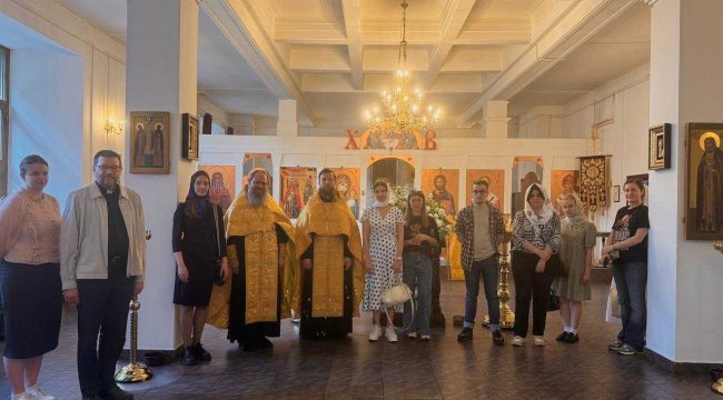 Председатель Комиссии по работе с вузами совершил молебен для студентов в храме святителя Николая в Новой Слободе