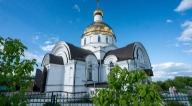 Митрополит Пензенский Серафим возглавил торжества по случаю 25-летия обретения мощей священноисповедника Иоанна Оленевского