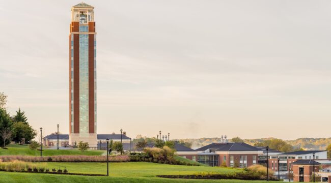 Студенты Liberty University продолжают судебную тяжбу из-за отказа в государственных грантах на религиозное образование