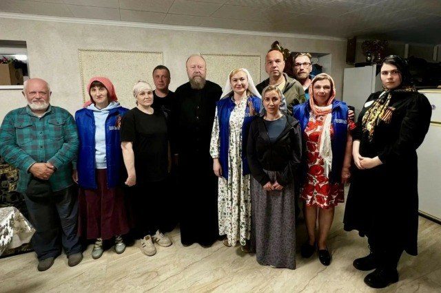 Епископ Скадовский Филарет обсудил с добровольцами Патриаршей гуманитарной миссии ситуацию в Херсонской области