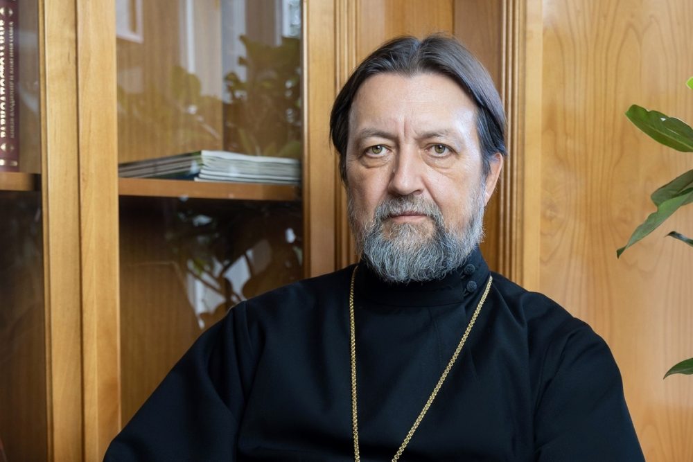 РПЦ предложила признать дипломы духовных вузов советского времени
