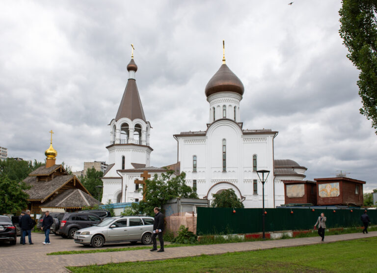 В Западном округе столицы обсудили строительство православных храмов