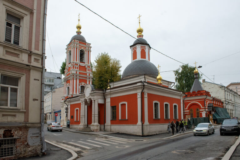 Масштабная реставрация храма святителя Николая в Подкопаях продолжается