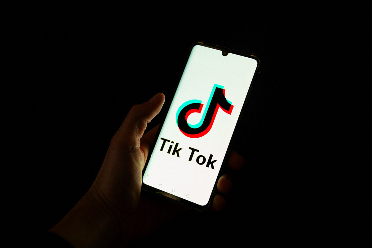 Подросток, оставшийся с мертвым мозгом из-за челленджа TikTok, мечтал о славе в интернете, говорит отец