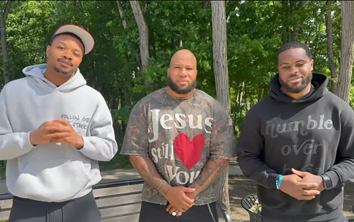 Почти 200 человек посетили 'Cleveland for Christ', игроки Browns делились свидетельствами и крещениями